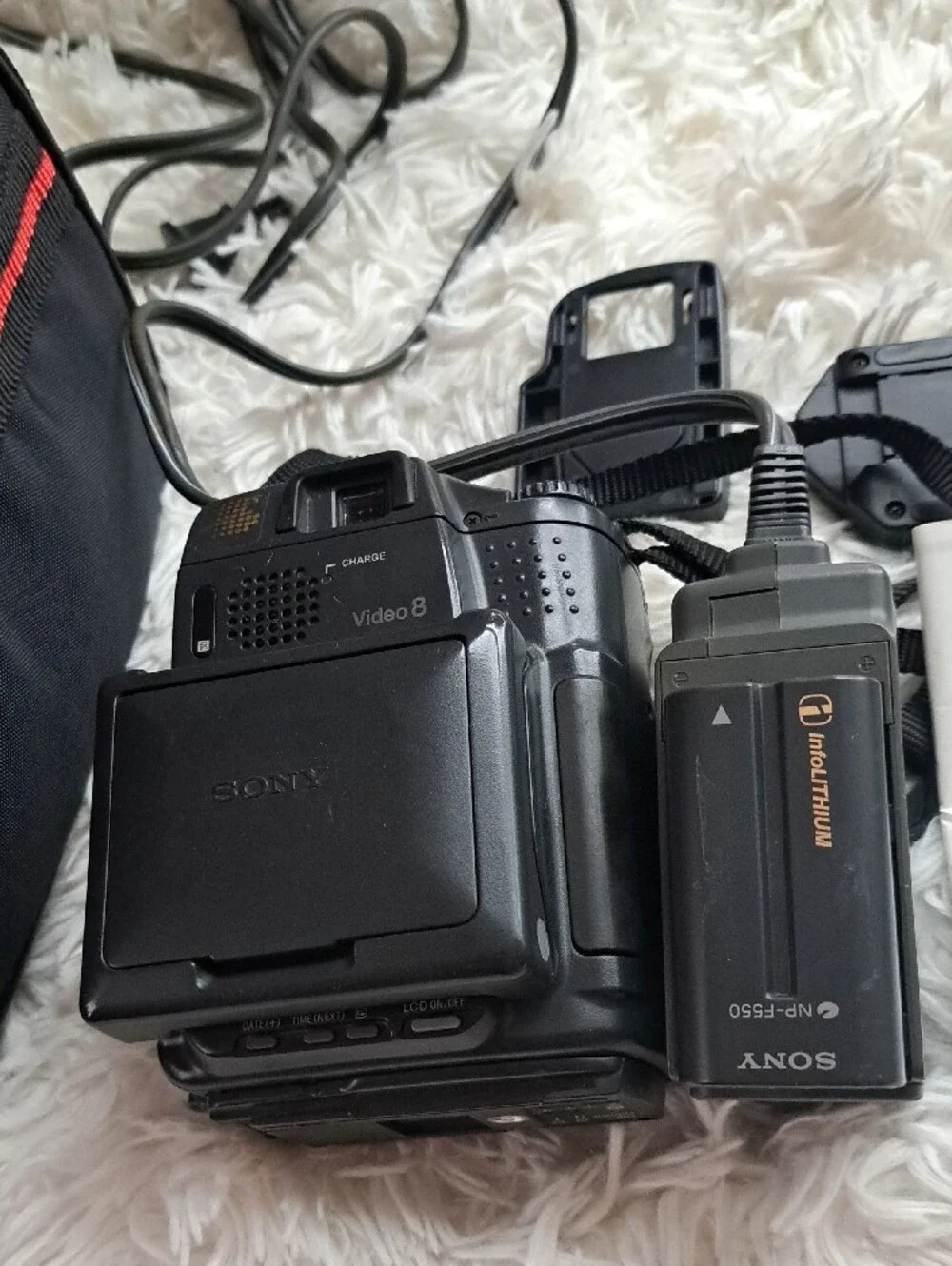Sony Black Video8 Portable Camcorder with InfoLITHIUM Battery